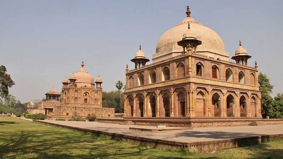 Khusro Bagh, Prayagraj